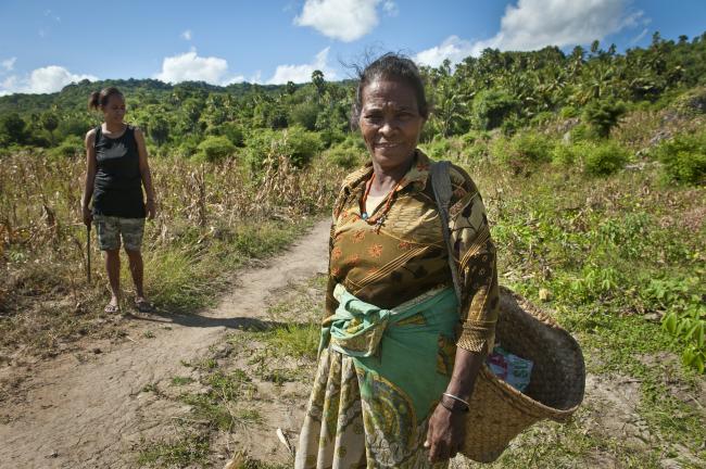 Timor Leste NKS Com WomensGroup TRead